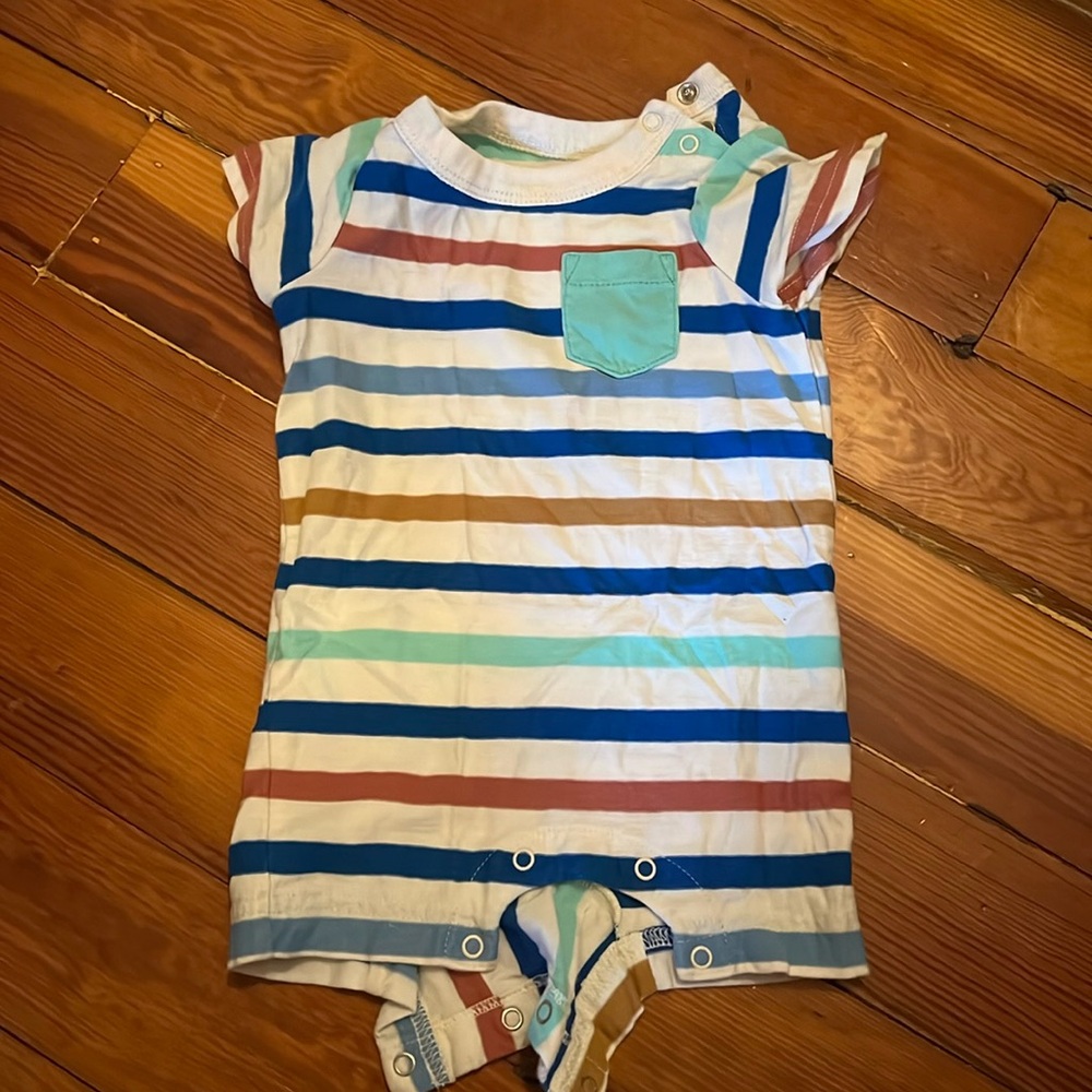 Tea Collection 0-3 month Romper